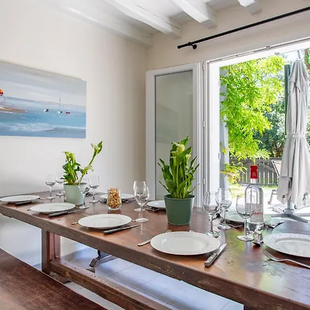 Spacieuse Dans Le Village De La Vigne Acces Direct 12 Pers *