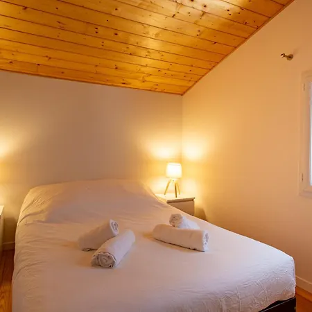 Spacieuse Dans Le Village De La Vigne Acces Direct 12 Pers * Леж-Кап-Ферре